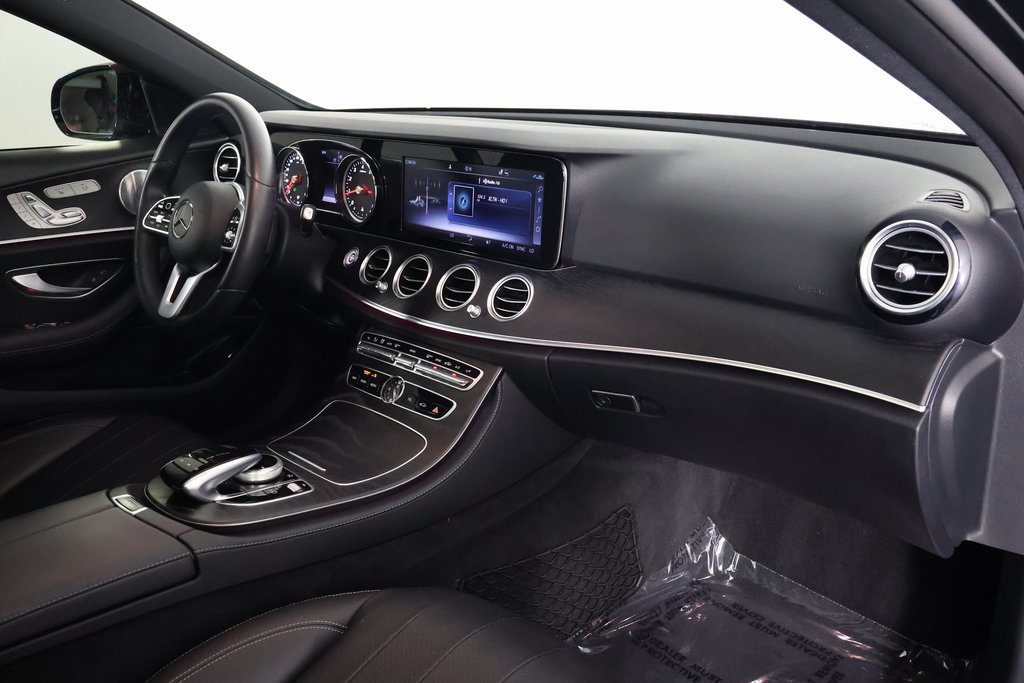 Used 2019 Mercedes-Benz E 300 image 9