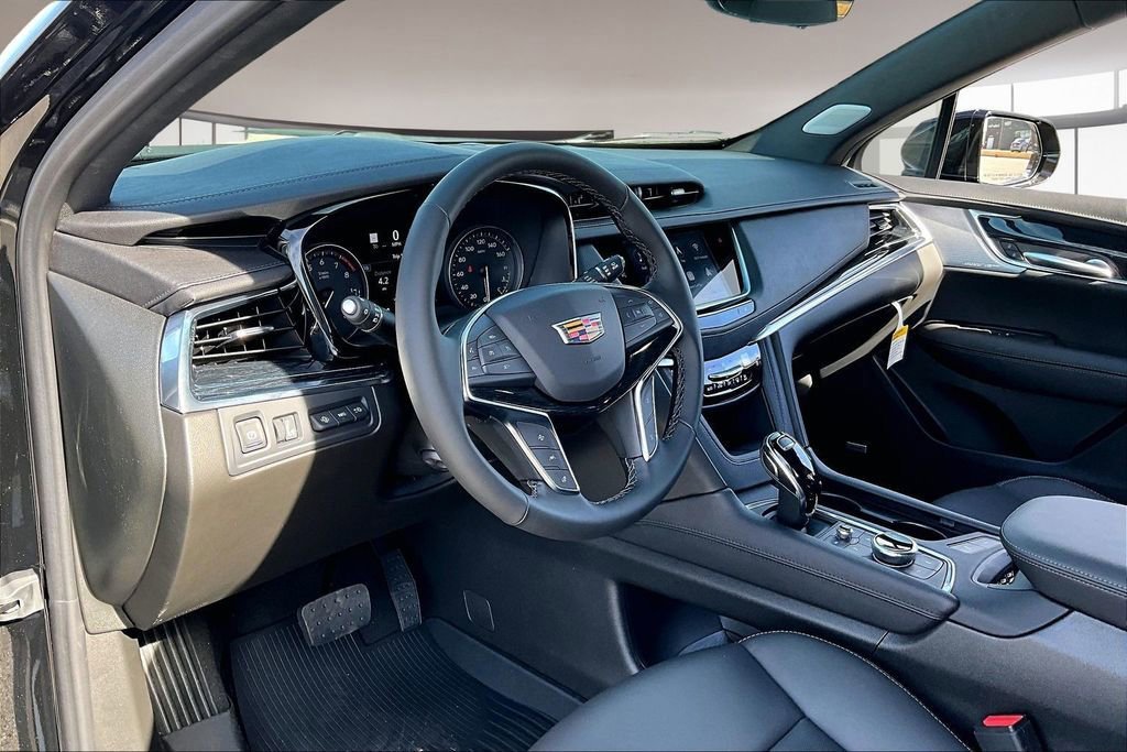 New 2026 Cadillac XT5 Premium Luxury w/ Driver Assist Package image 6
