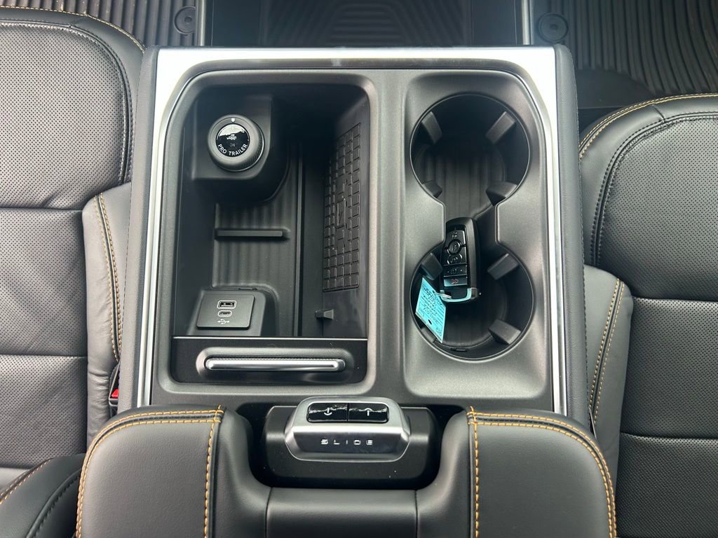 New 2025 Ford Expedition Tremor image 16