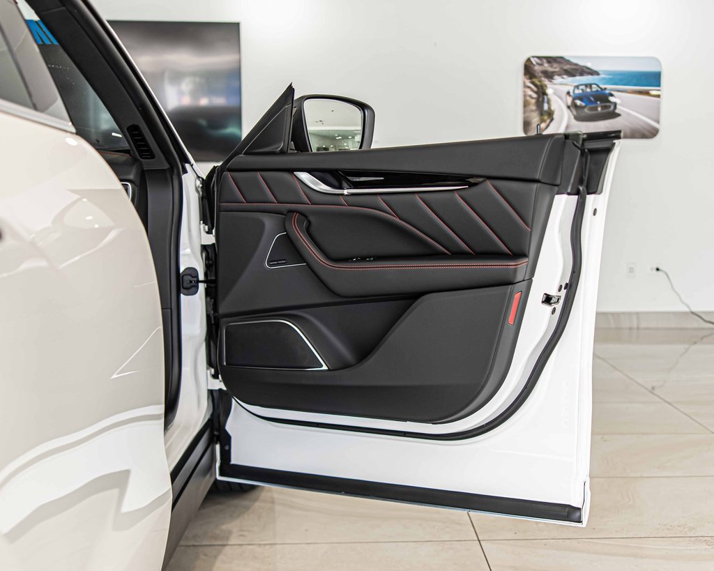 Used 2024 Maserati Levante Modena Ultima image 44