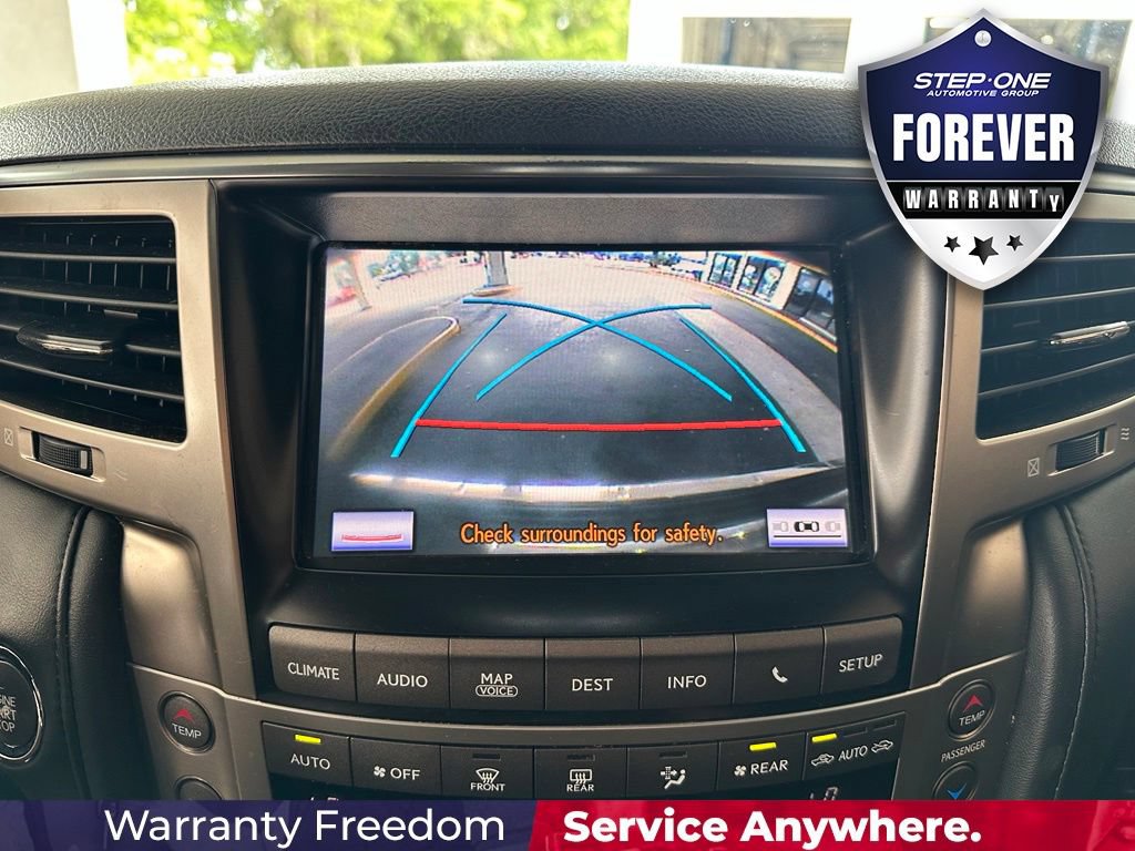 Used 2013 Lexus LX 570 4WD w/ Luxury Pkg w/Pre-crash image 26