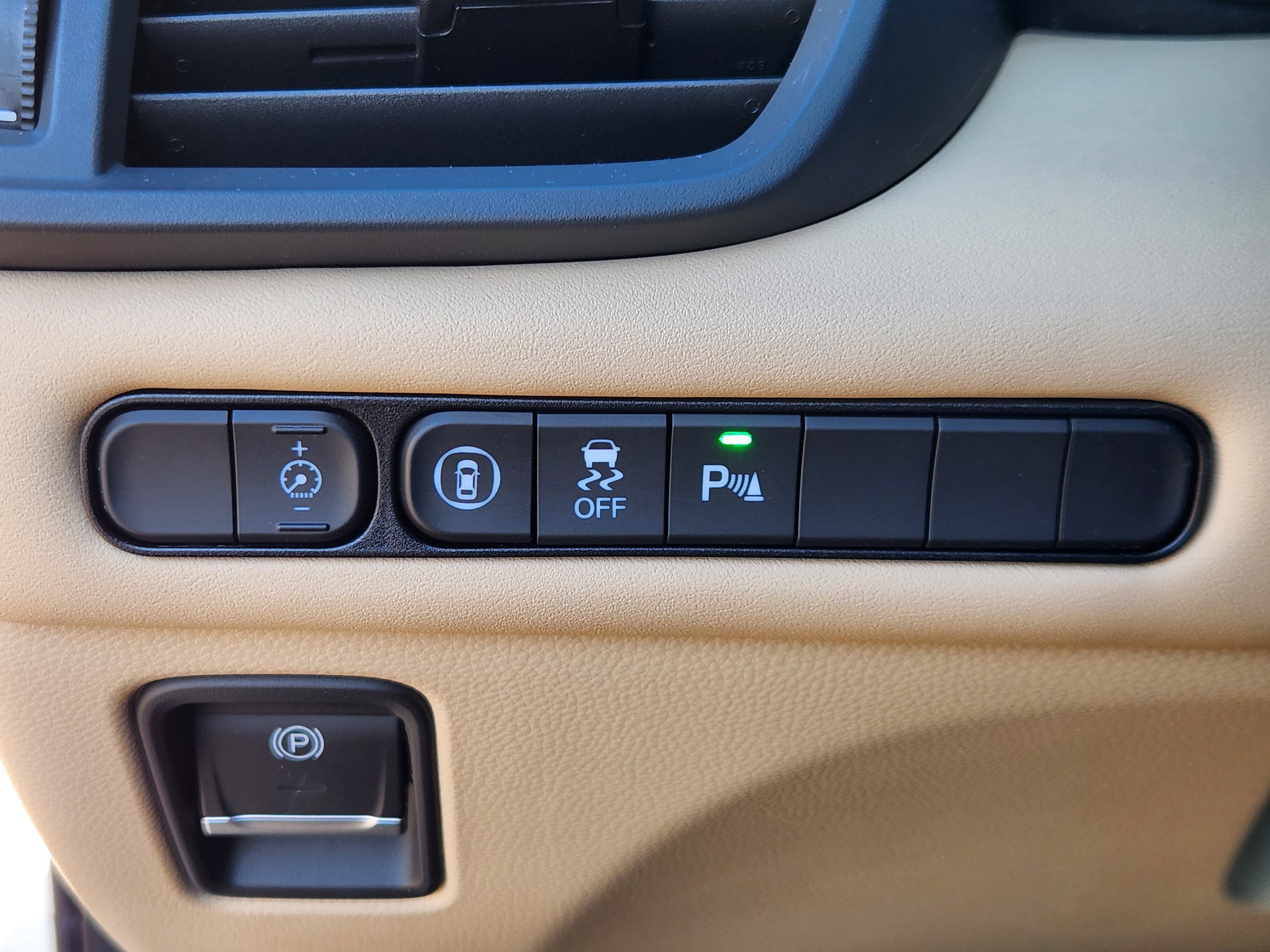 Certified 2025 Acura TLX w/ Technology Package image 26