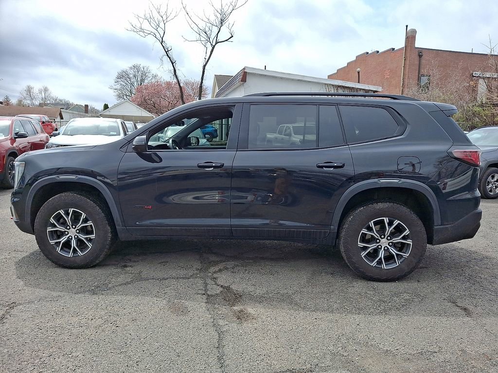 Certified 2024 GMC Acadia AT4 image 5