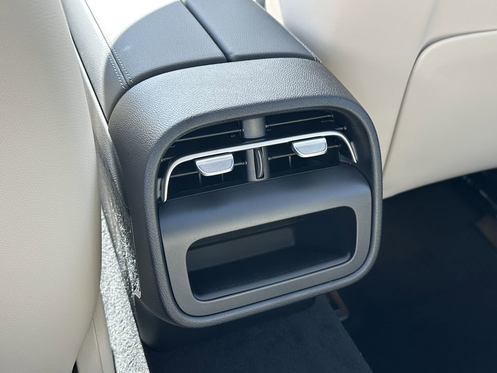 New 2026 Mercedes-Benz E 450 4MATIC Sedan image 26