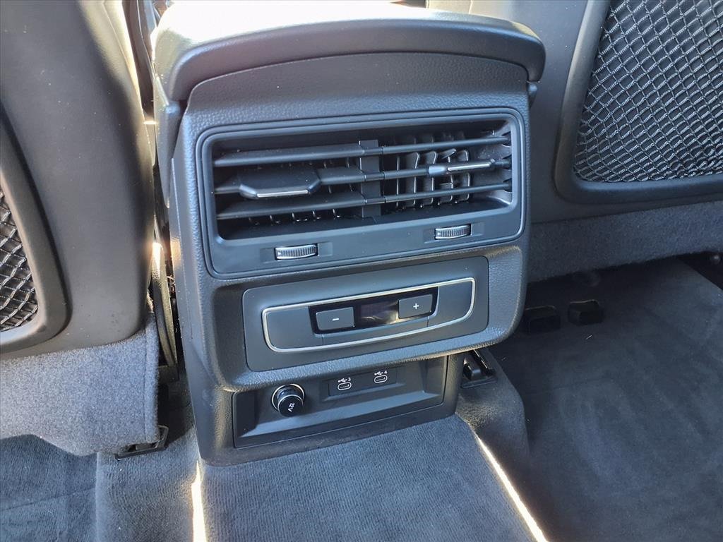 Used 2021 Audi Q7 3.0T Premium w/ Convenience Package image 10