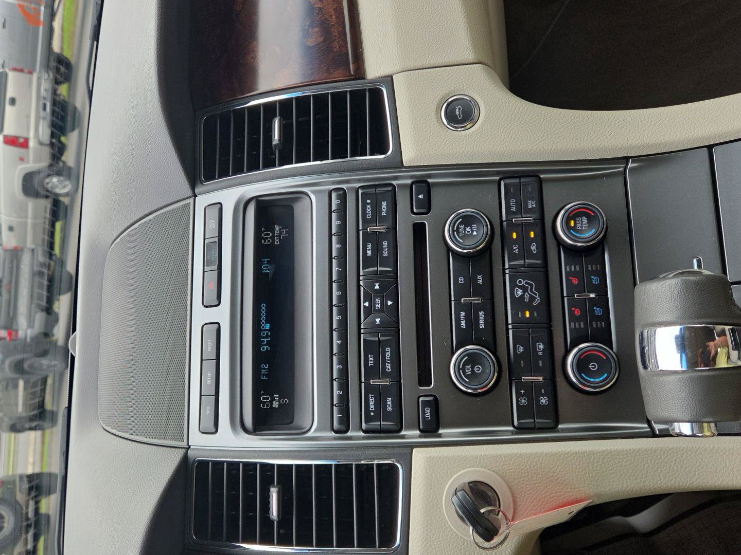 Used 2012 Ford Taurus Limited AWD/4WD image 22