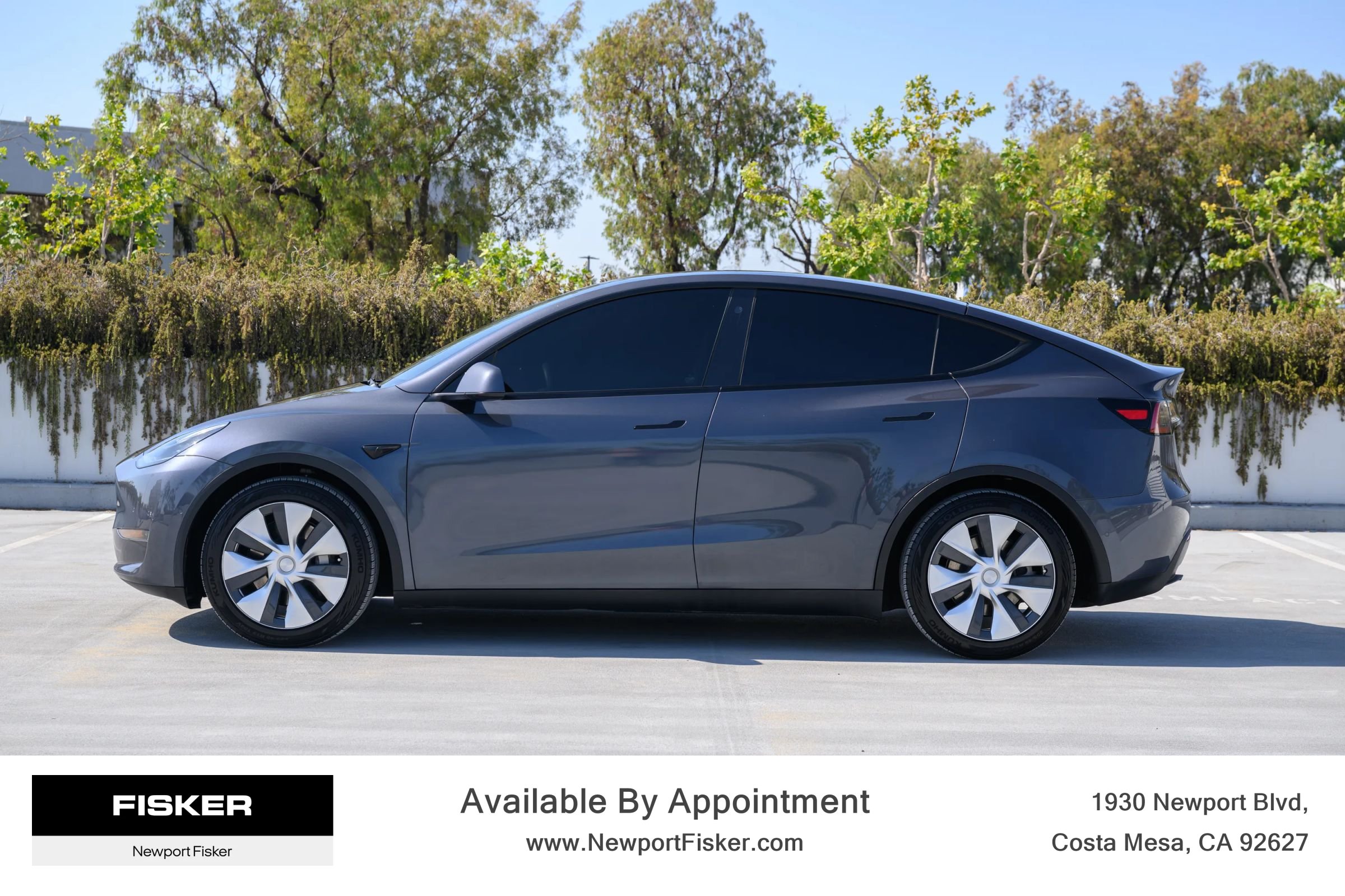 Used 2021 Tesla Model Y Long Range AWD/4WD image 2