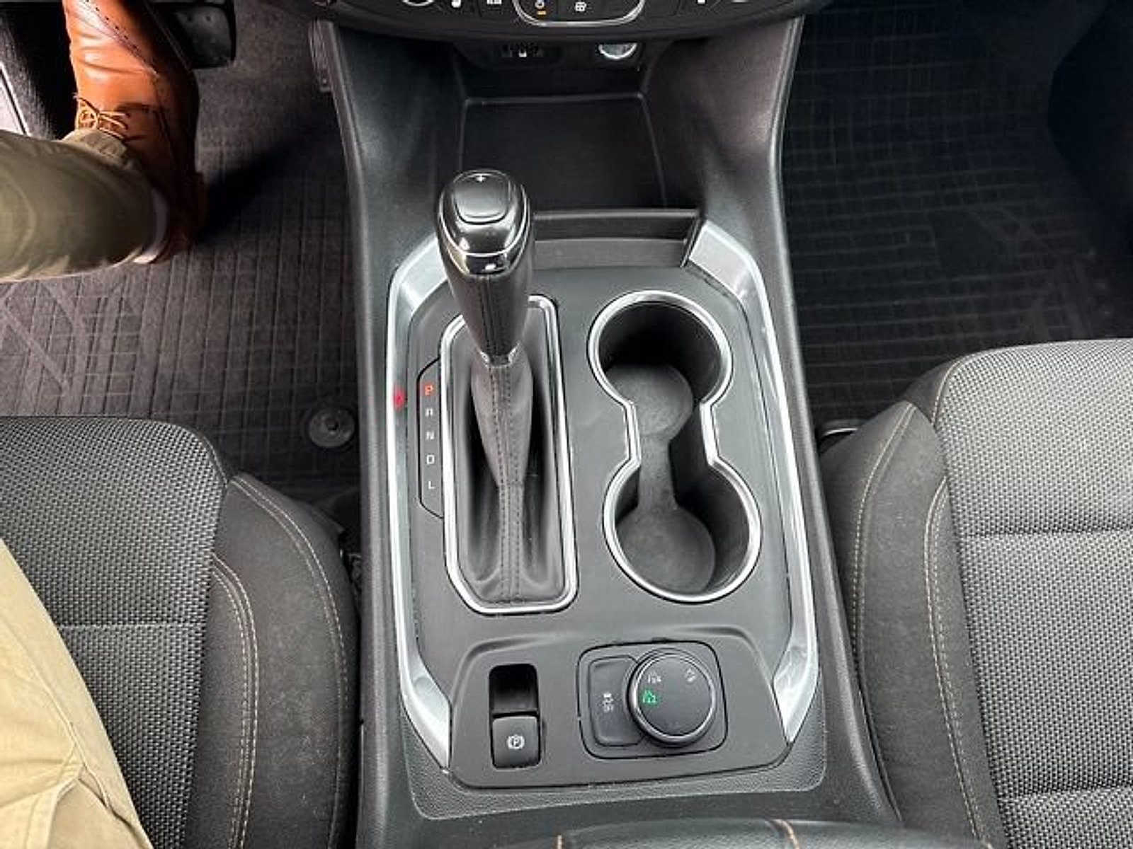 Used 2019 Chevrolet Traverse LT AWD/4WD image 22