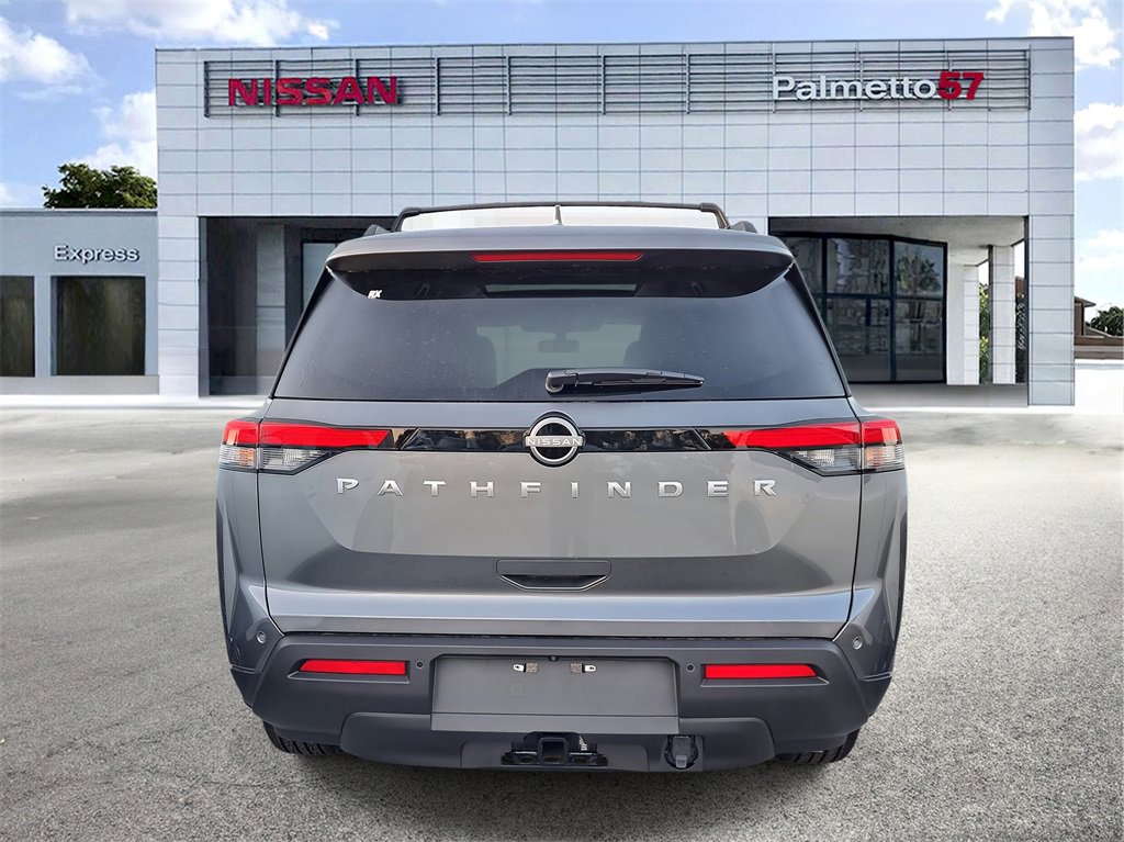 New 2025 Nissan Pathfinder SV w/ SV Premium Package image 4