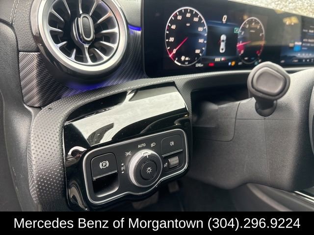 Certified 2025 Mercedes-Benz CLA 250 4MATIC image 17