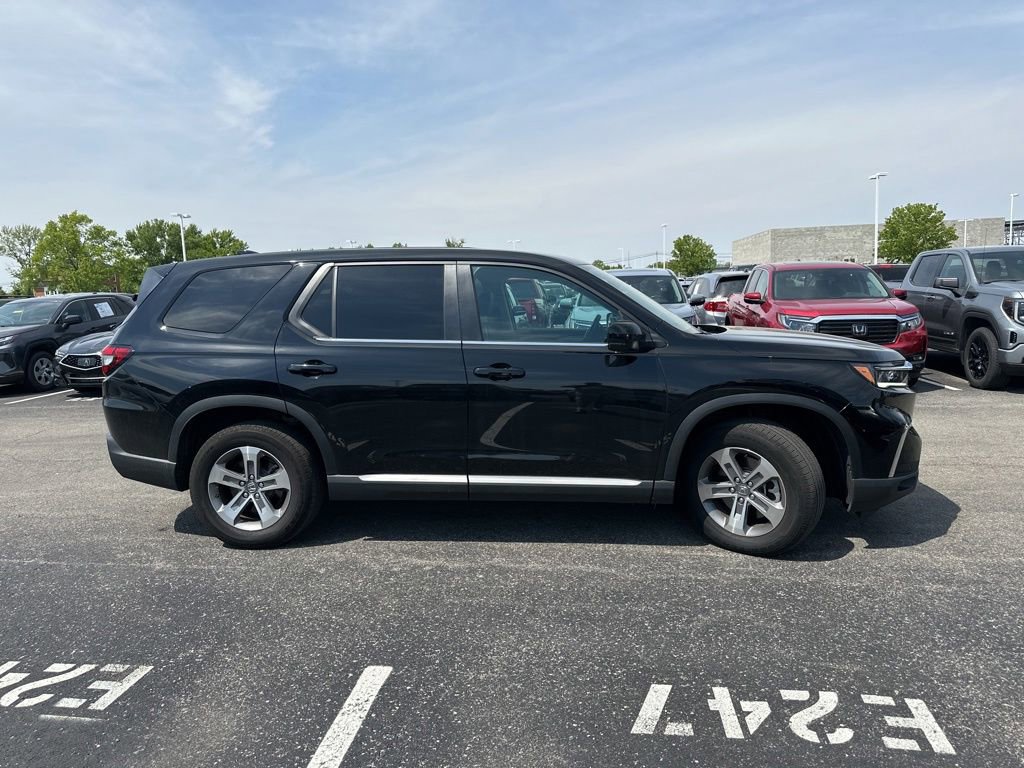 Certified 2025 Honda Pilot EX-L image 12
