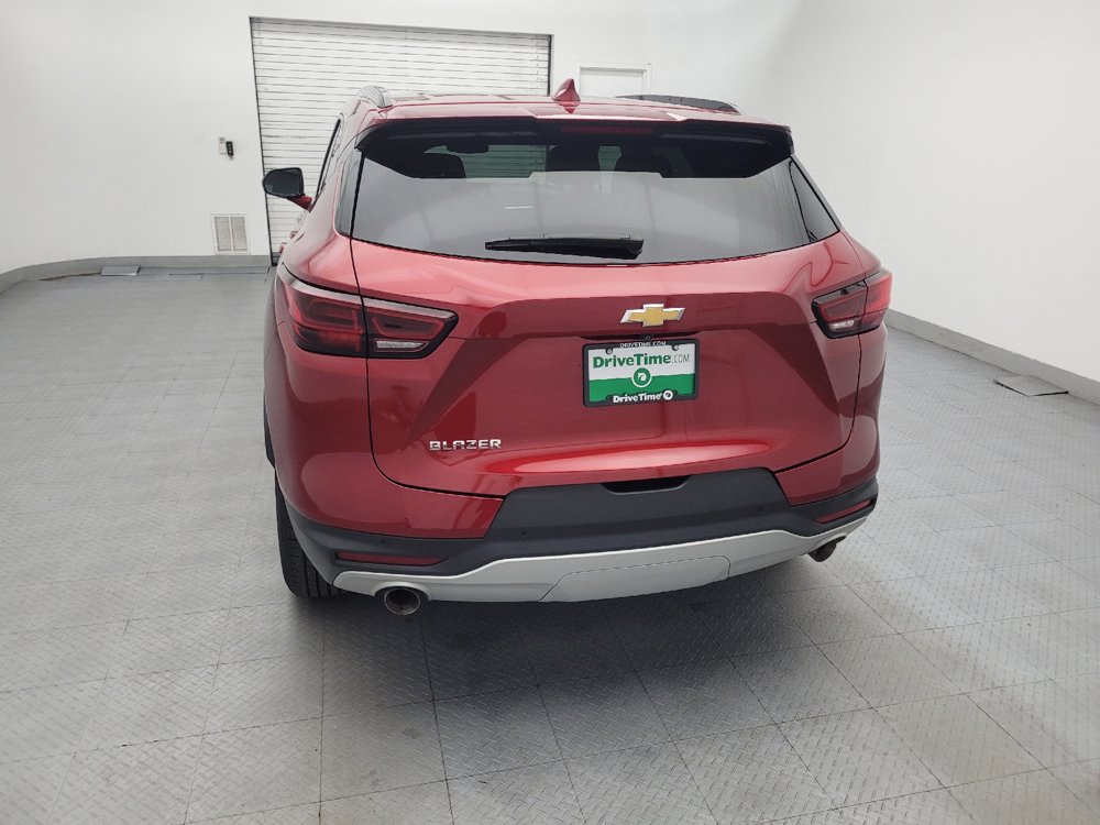 Used 2024 Chevrolet Blazer LT w/ Convenience Package FWD image 6