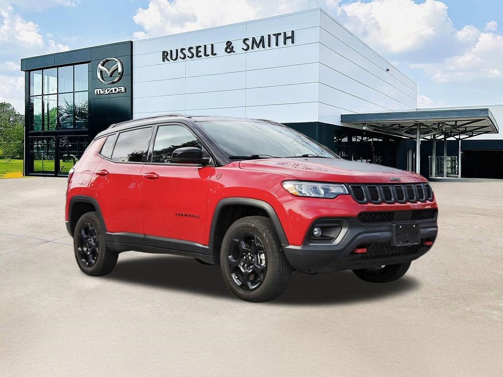 Used 2023 Jeep Compass Trailhawk AWD/4WD image 1
