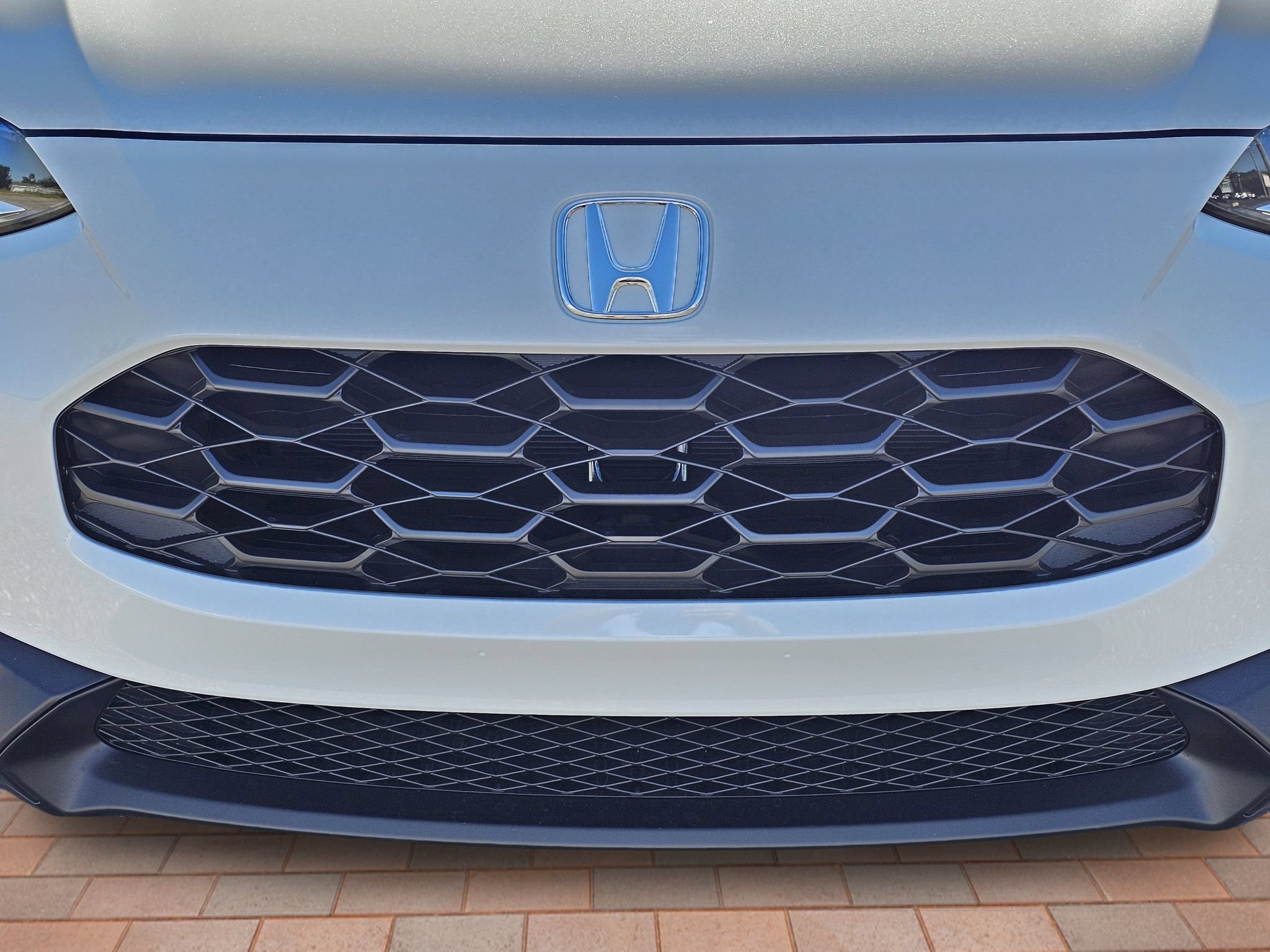 New 2027 Honda HR-V LX image 3