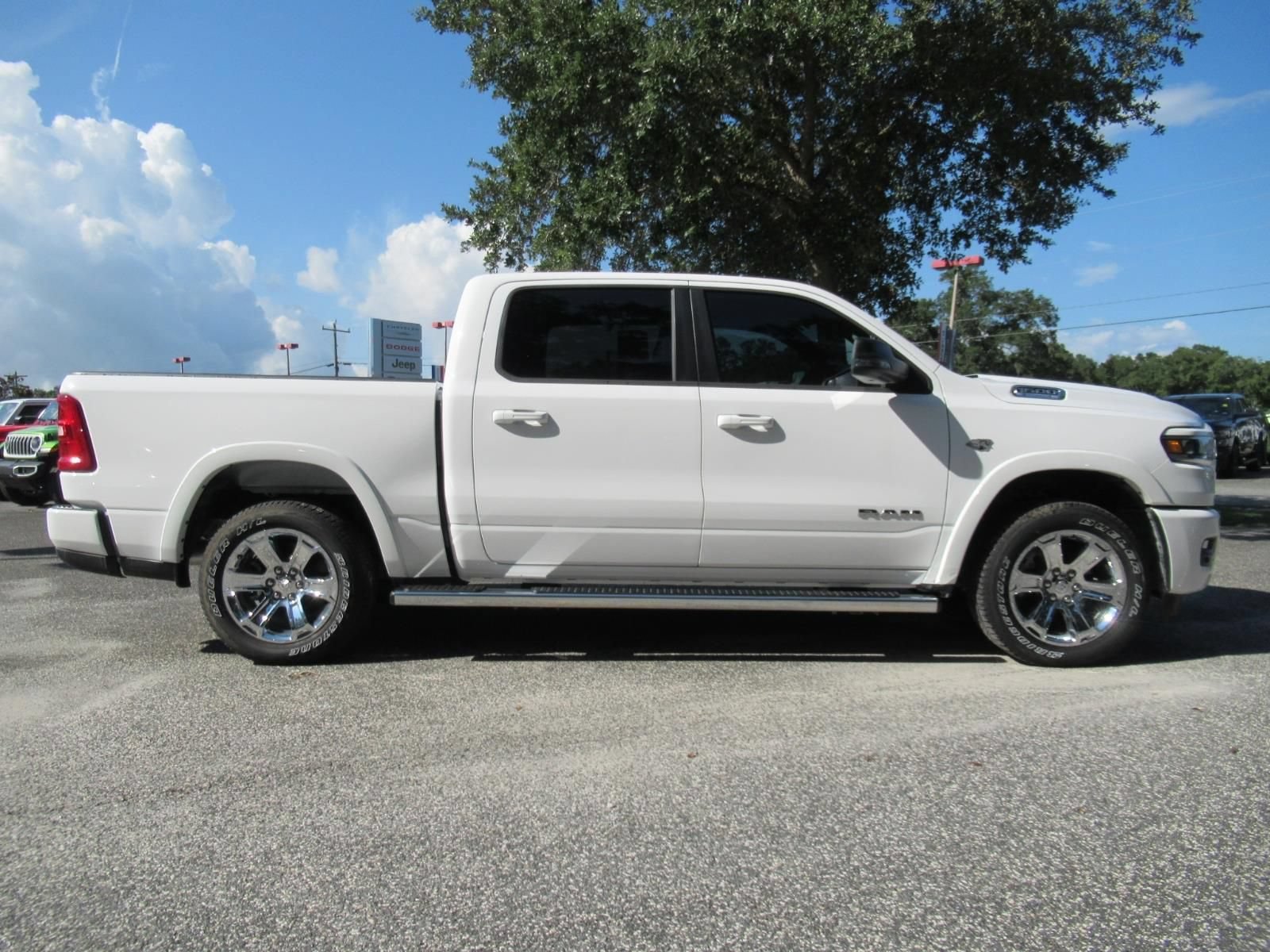 Used 2026 RAM 1500 Big Horn AWD/4WD image 2