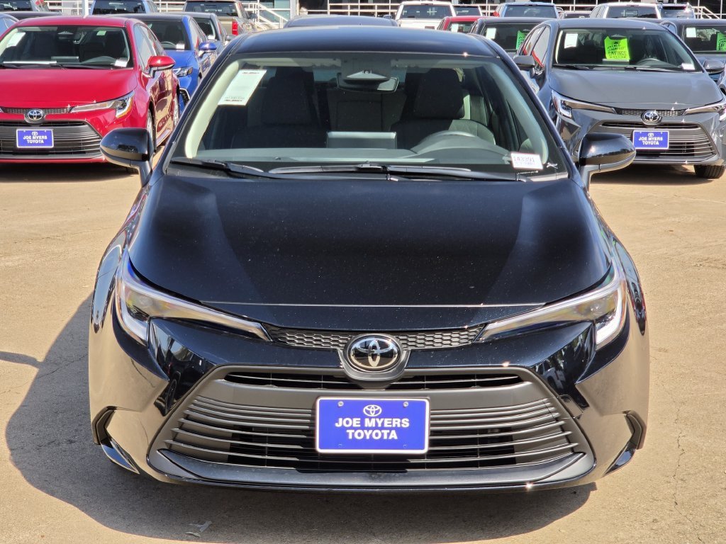 New 2027 Toyota Corolla LE FWD image 3