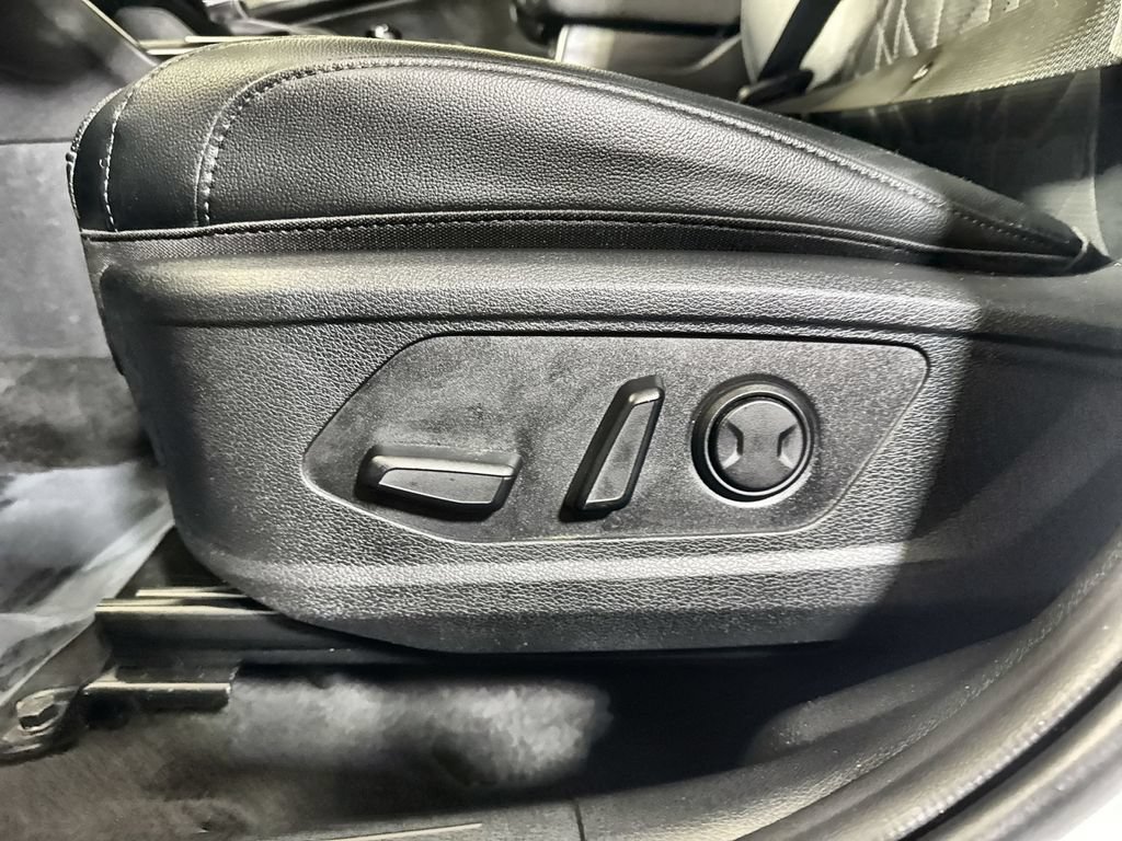 Used 2025 Kia Sportage X-Line w/ Premium Package AWD/4WD image 14