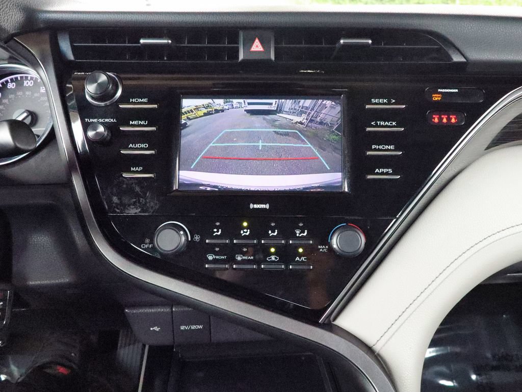 Used 2020 Toyota Camry LE FWD image 37