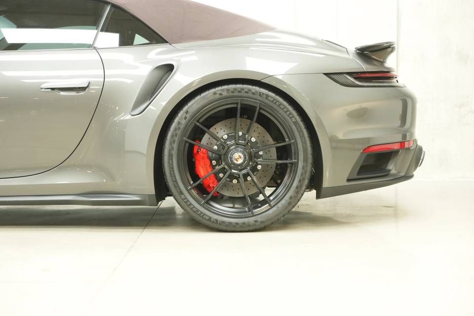Certified 2021 Porsche 911 Turbo S AWD/4WD image 44