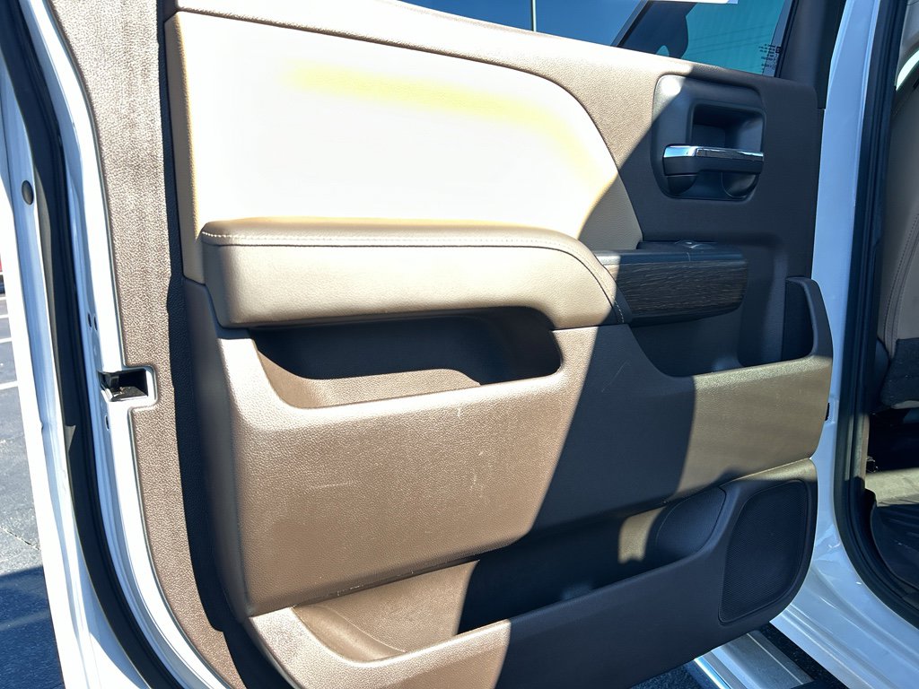 Used 2019 GMC Sierra 2500 Denali w/ Duramax Plus Package AWD/4WD image 26
