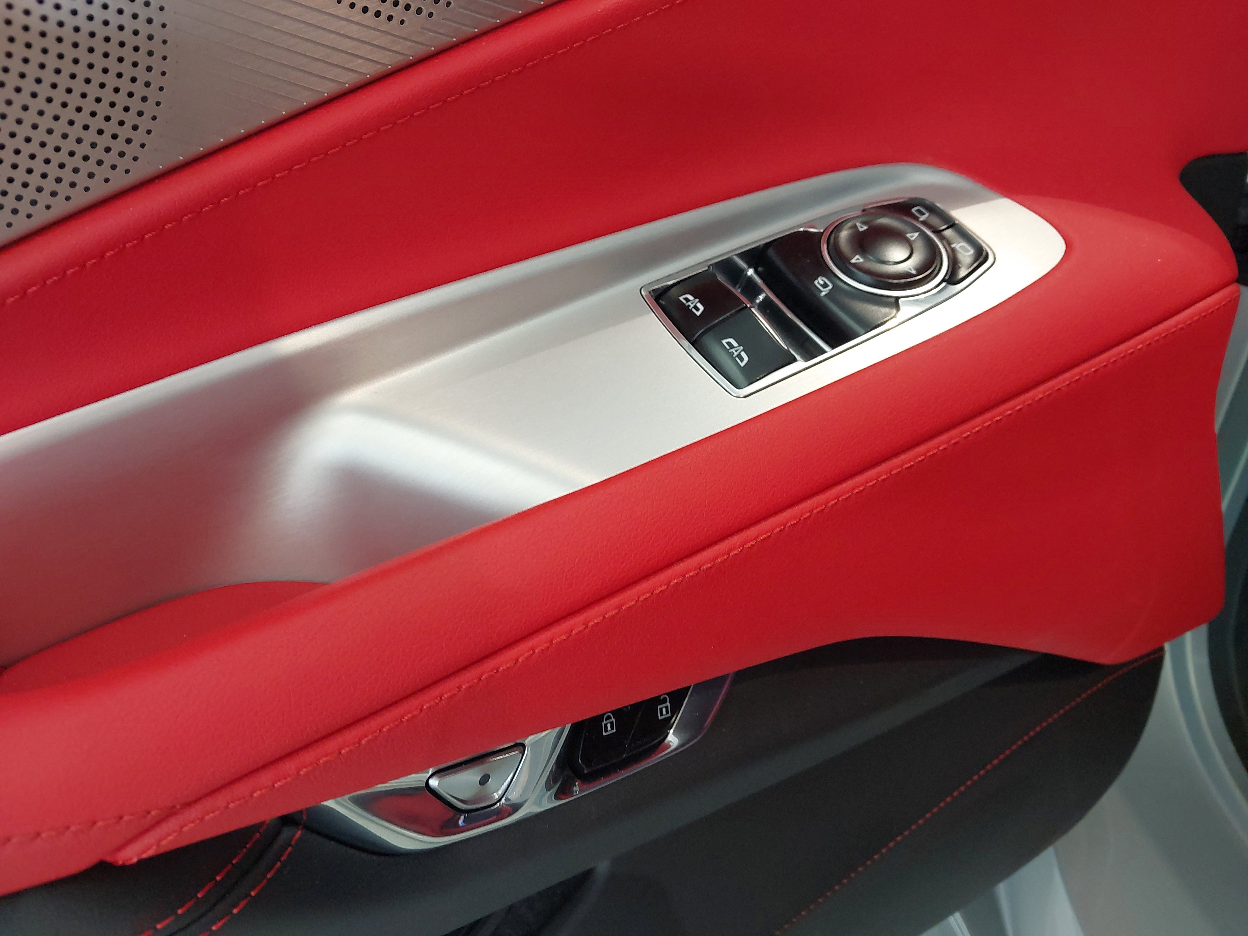 Used 2022 Chevrolet Corvette Stingray Preferred Cpe w/ 2LT image 25