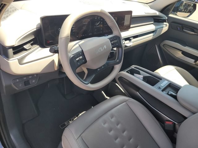 Used 2024 Kia EV9 Wind AWD/4WD image 9