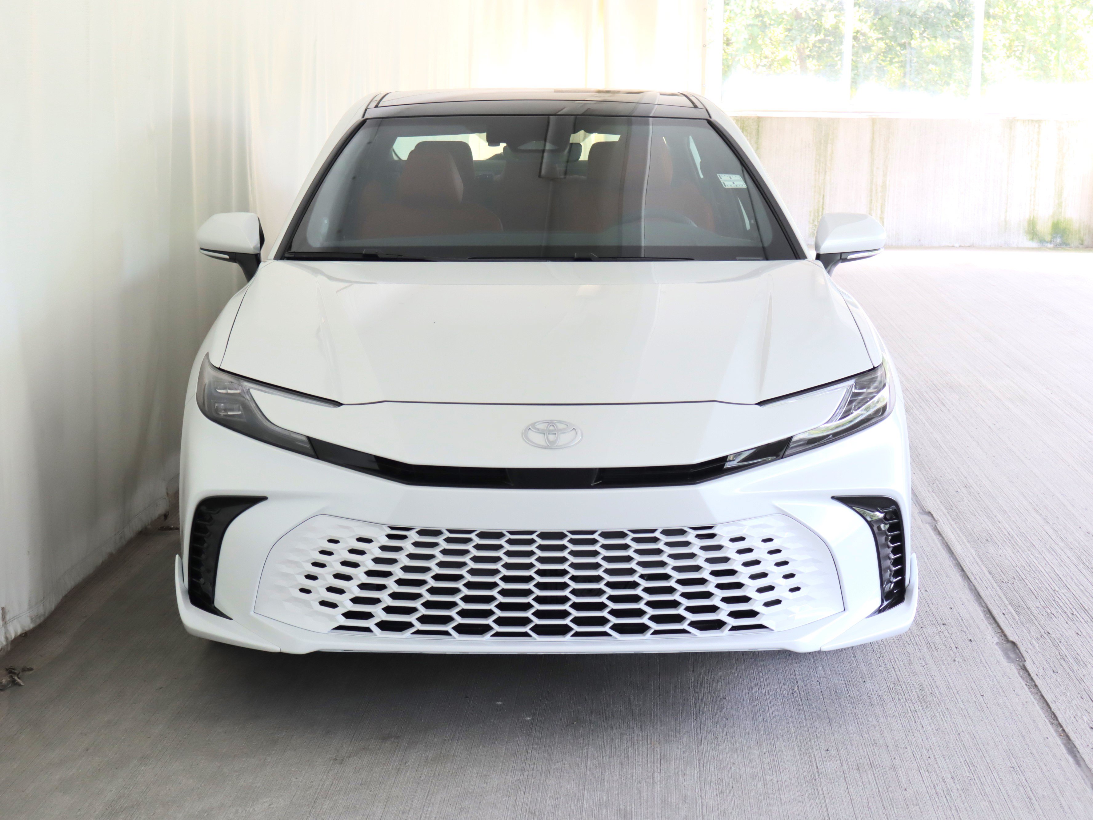 New 2026 Toyota Camry XSE w/ Premium Package AWD/4WD image 4