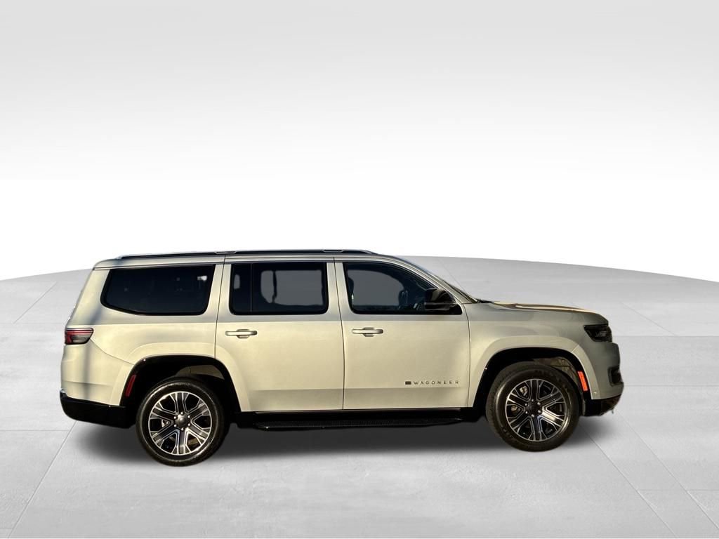 Used 2024 Jeep Wagoneer Series II w/ Flexible Seating Group image 7