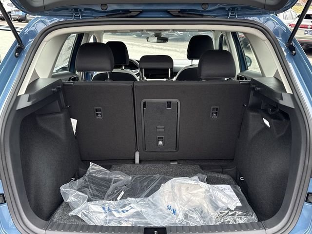 New 2026 Volkswagen Taos S image 10