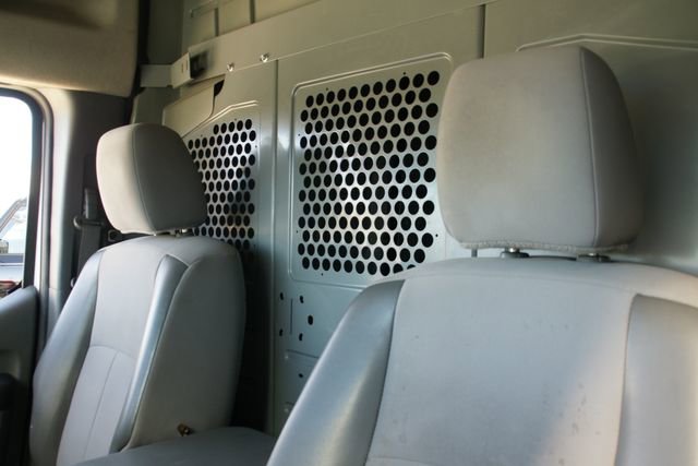 Used 2018 Nissan NV 2500 S image 13