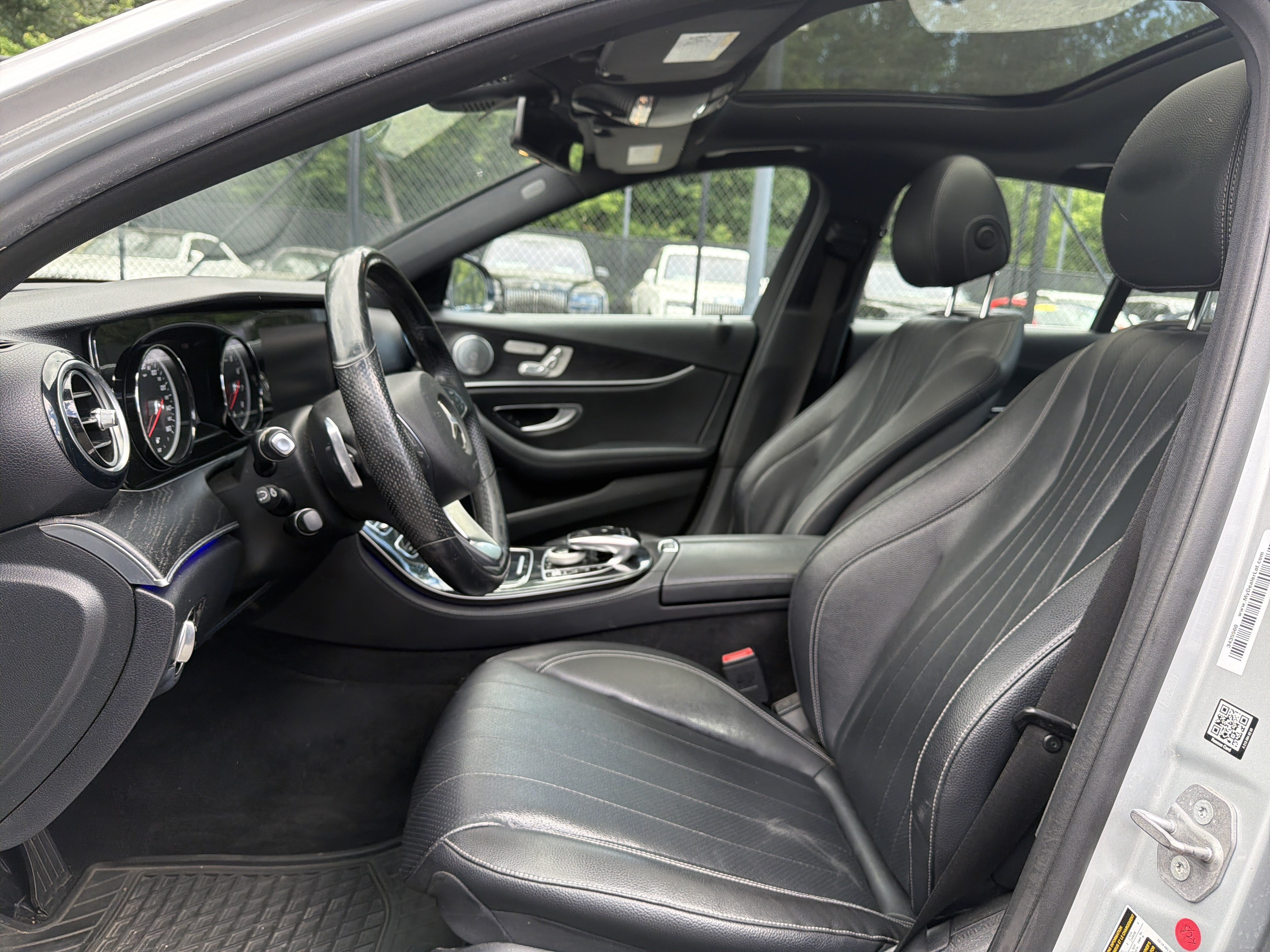Used 2017 Mercedes-Benz E 300 4MATIC image 15