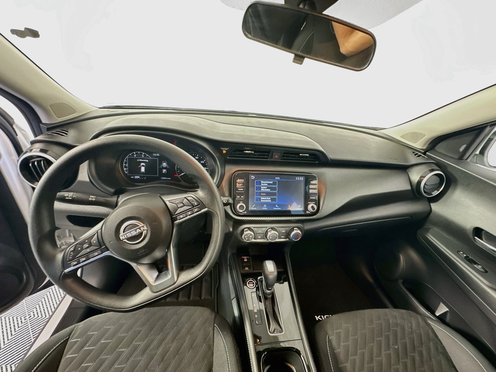 Used 2024 Nissan Kicks SV FWD image 20