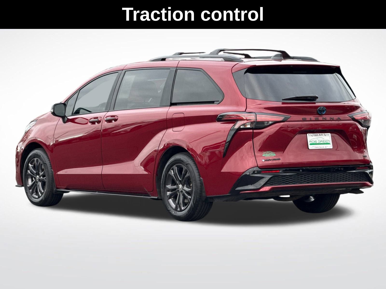 Used 2025 Toyota Sienna XSE w/ XSE Premium Package image 5