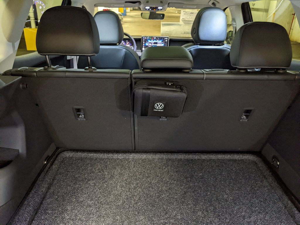 New 2025 Volkswagen Tiguan SE image 27