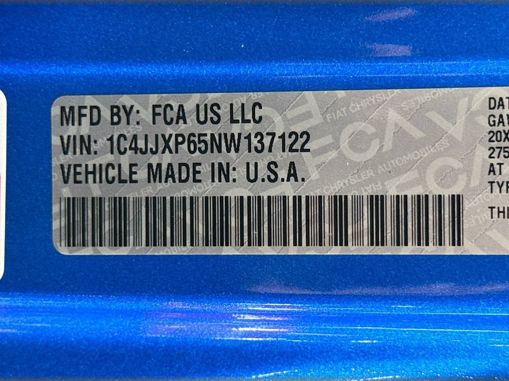 Used 2022 Jeep Wrangler Unlimited Sahara AWD/4WD image 29