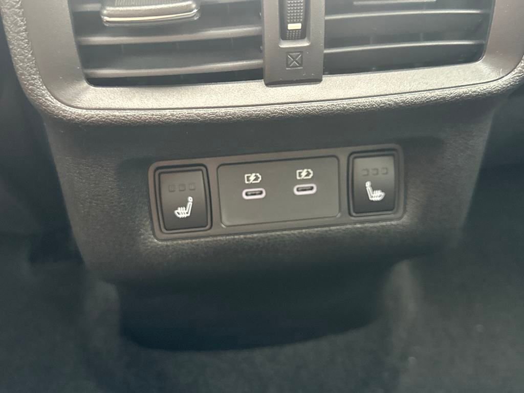 New 2025 Nissan Murano Platinum image 16