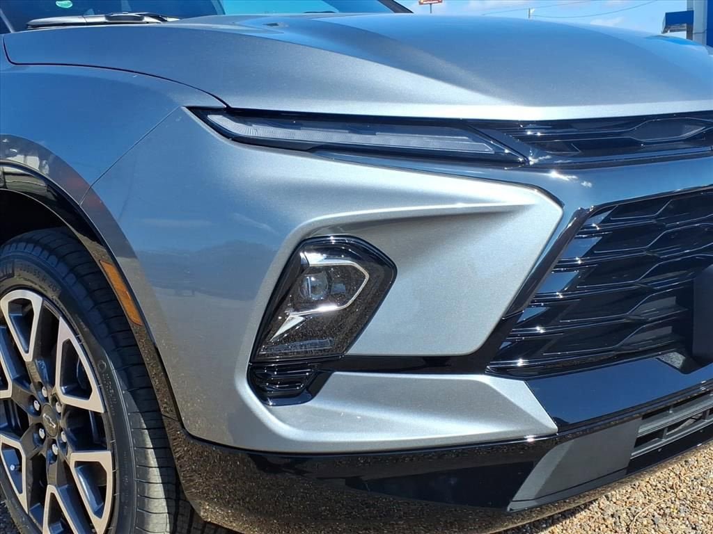 New 2025 Chevrolet Blazer RS w/ Driver Confidence II Package image 8