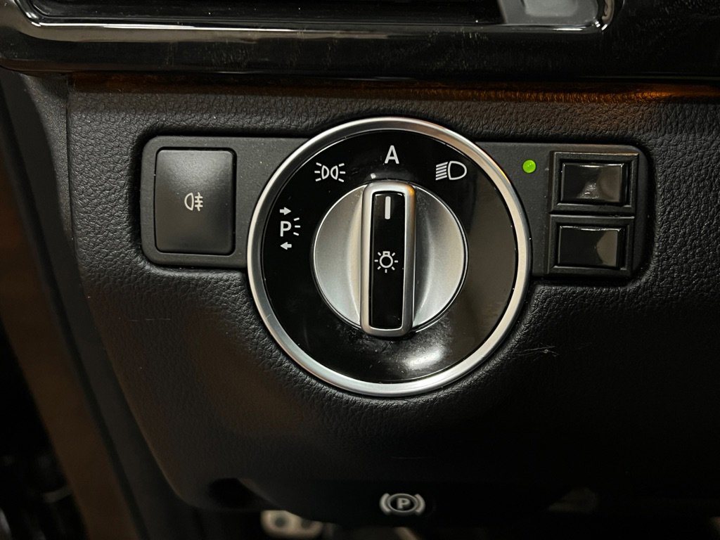 Used 2011 Mercedes-Benz E 63 AMG Sedan image 21