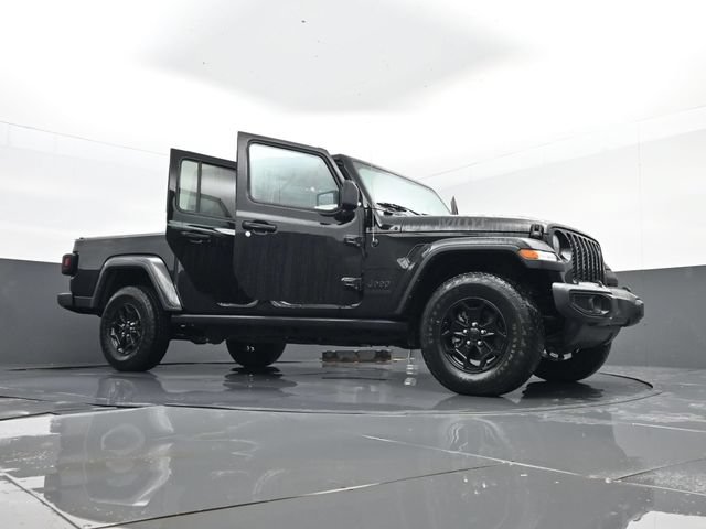 Used 2022 Jeep Gladiator Sport AWD/4WD image 29
