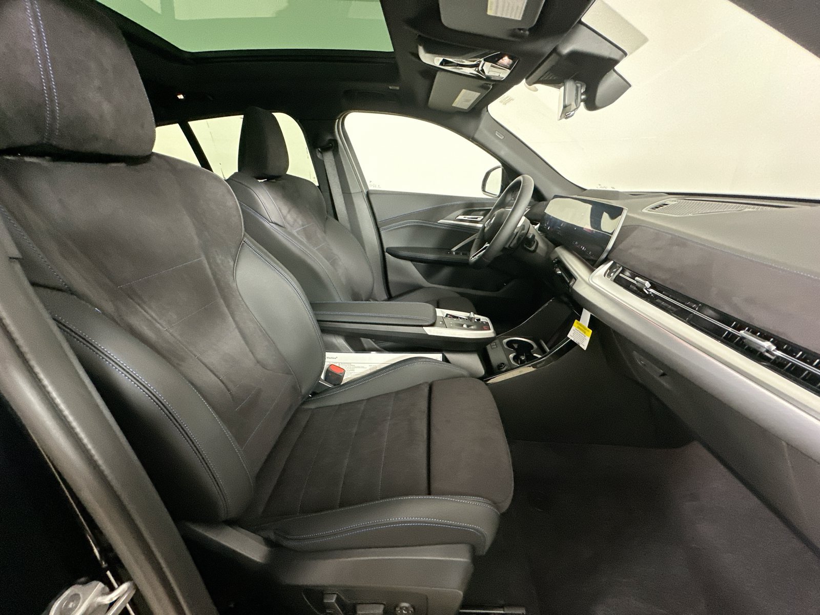 New 2027 BMW X2 xDrive28i AWD/4WD image 42