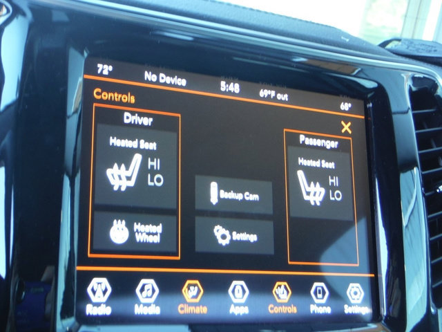 Certified 2022 Jeep Cherokee Limited AWD/4WD image 31