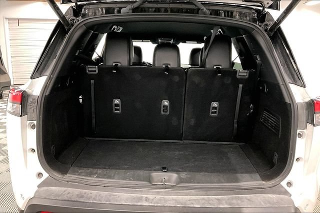 Used 2025 Nissan Pathfinder Rock Creek AWD/4WD image 41