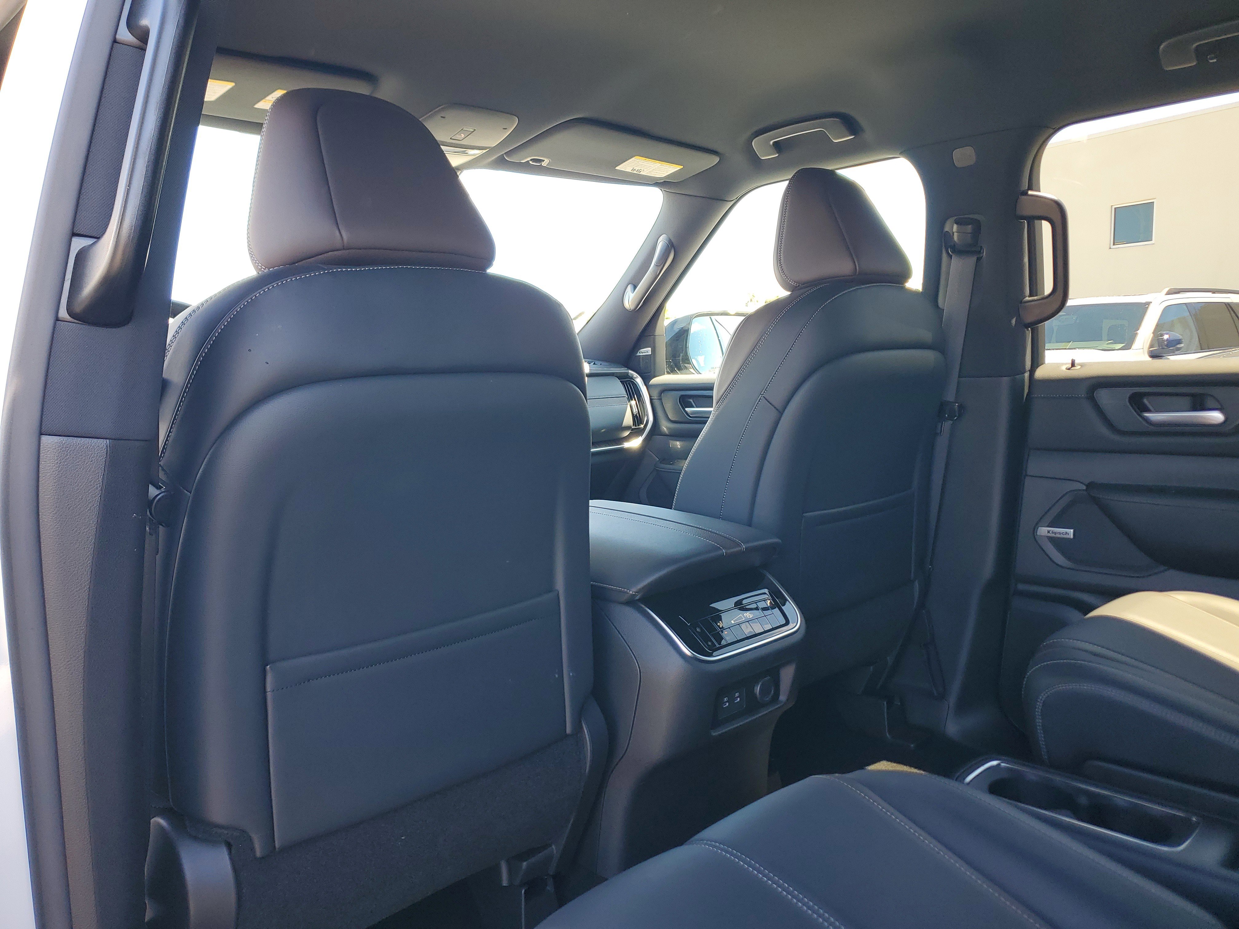 Certified 2025 Nissan Armada SL w/ Captain's Chari Seat Package AWD/4WD image 16