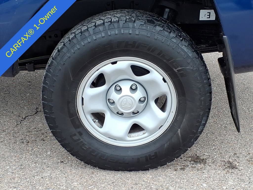 Used 2015 Toyota Tacoma 4x4 Access Cab w/ SR5 Package image 10