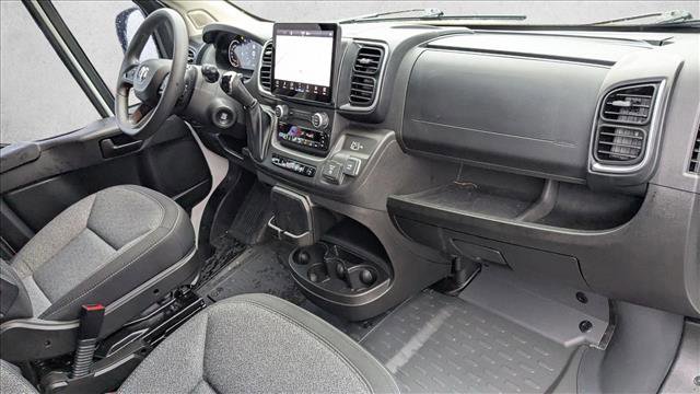Used 2024 RAM ProMaster 2500 w/ Quick Order Package 22H SLT+ image 24