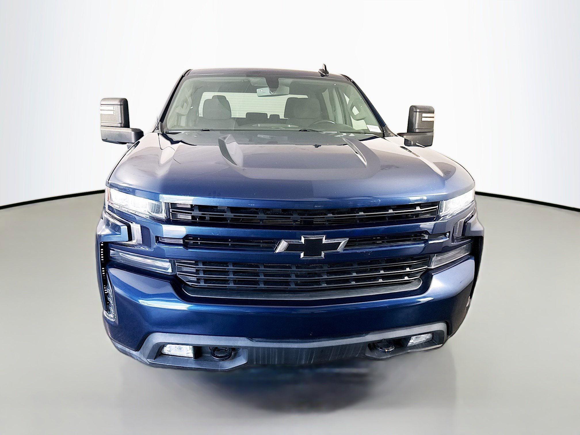 Used 2022 Chevrolet Silverado 1500 RST w/ Max Trailering Package AWD/4WD image 2