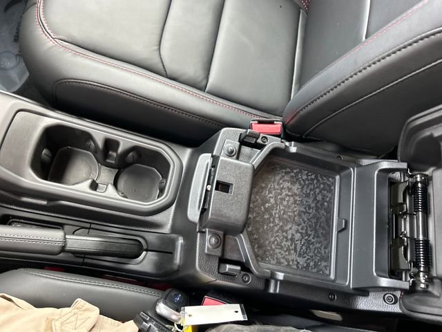 Used 2025 Jeep Gladiator Rubicon image 20