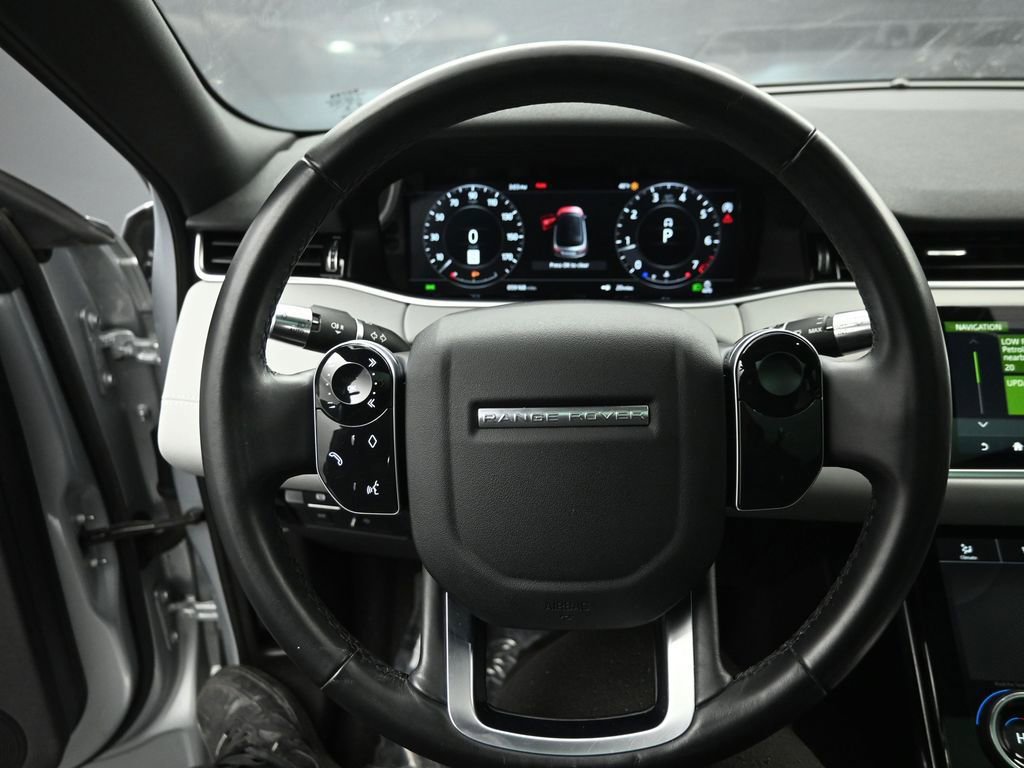 Used 2020 Land Rover Range Rover Evoque SE image 19