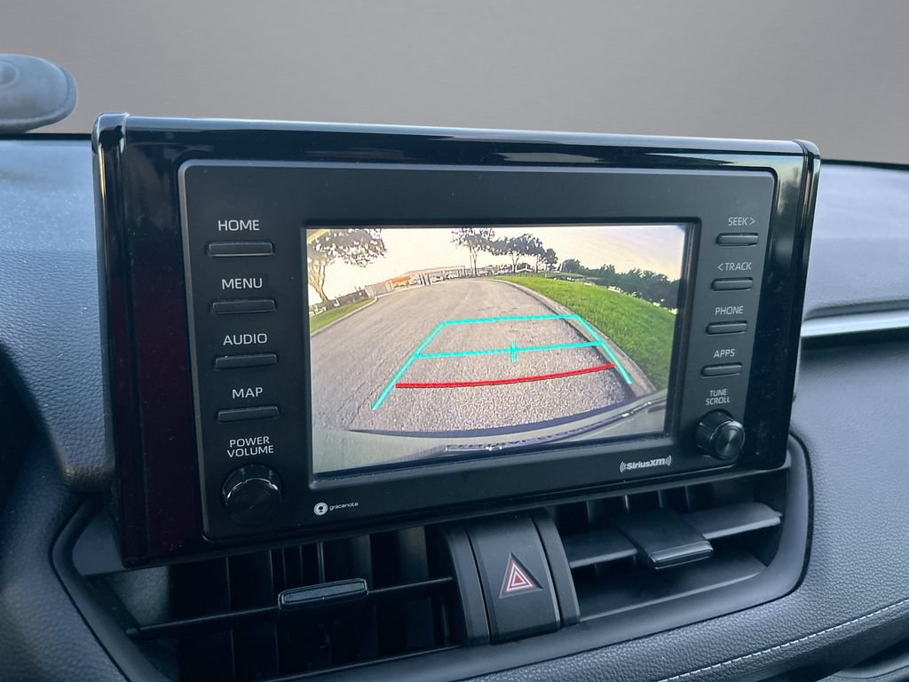Used 2022 Toyota RAV4 XLE FWD image 24