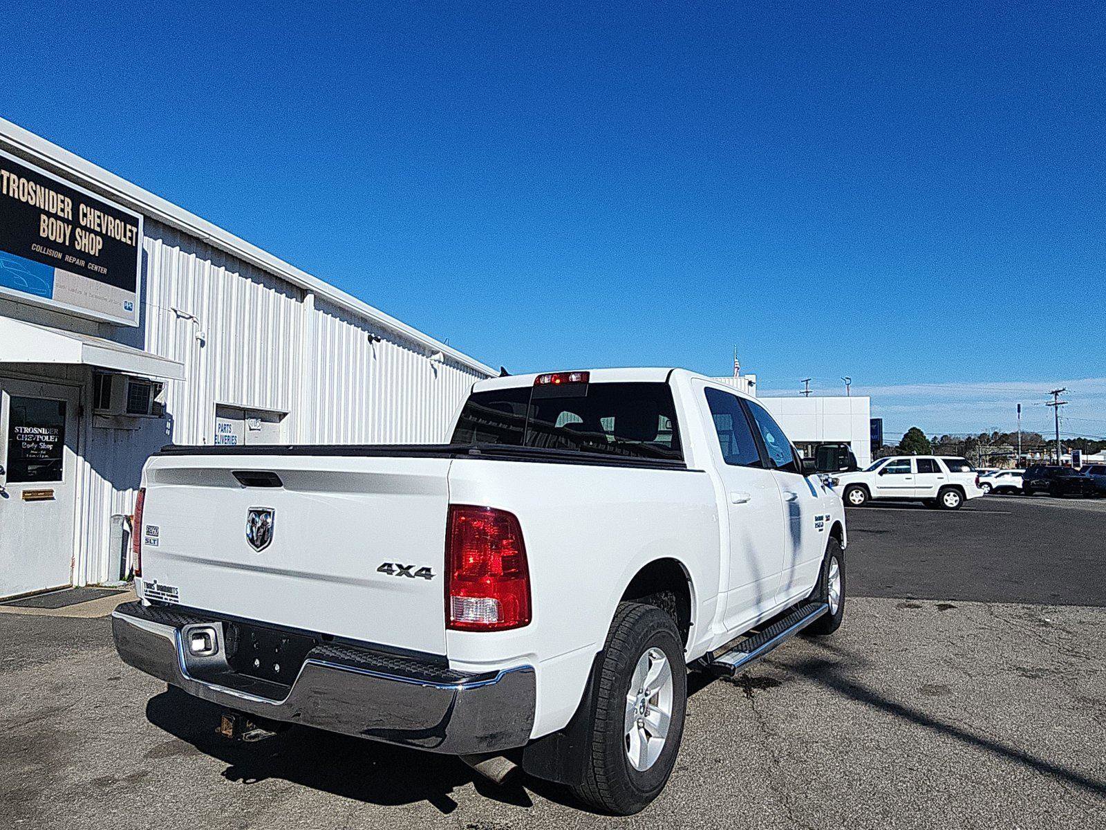 Used 2019 RAM 1500 Classic SLT image 5